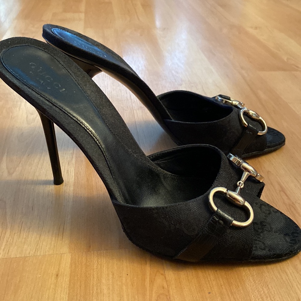 Gucci. new. made in Italy . size 9B